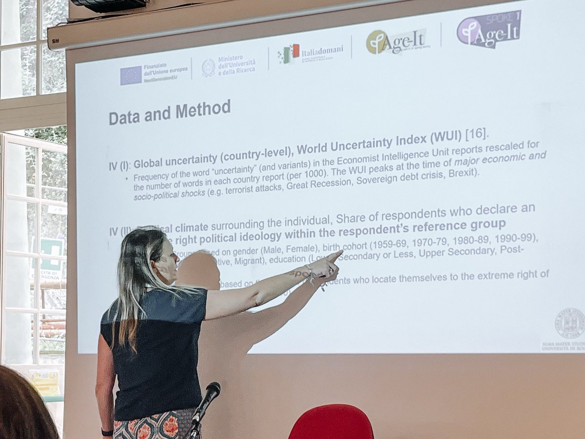 aisp_sis's tweet image. Brilliant session about “The Surprises of Population Studies” at #SIS2025 in Genova!
Thanks to speakers and participants for the stimulating discussion! 👏