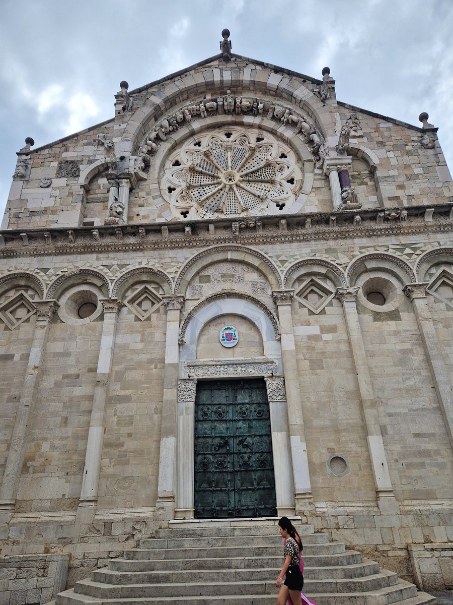 PetrelliFlavia's tweet photo. Troia (Foggia):Concattedrale di #SantaMariaAssunta
Sec.XII ❤️ https://t.co/HQol2wLAn4