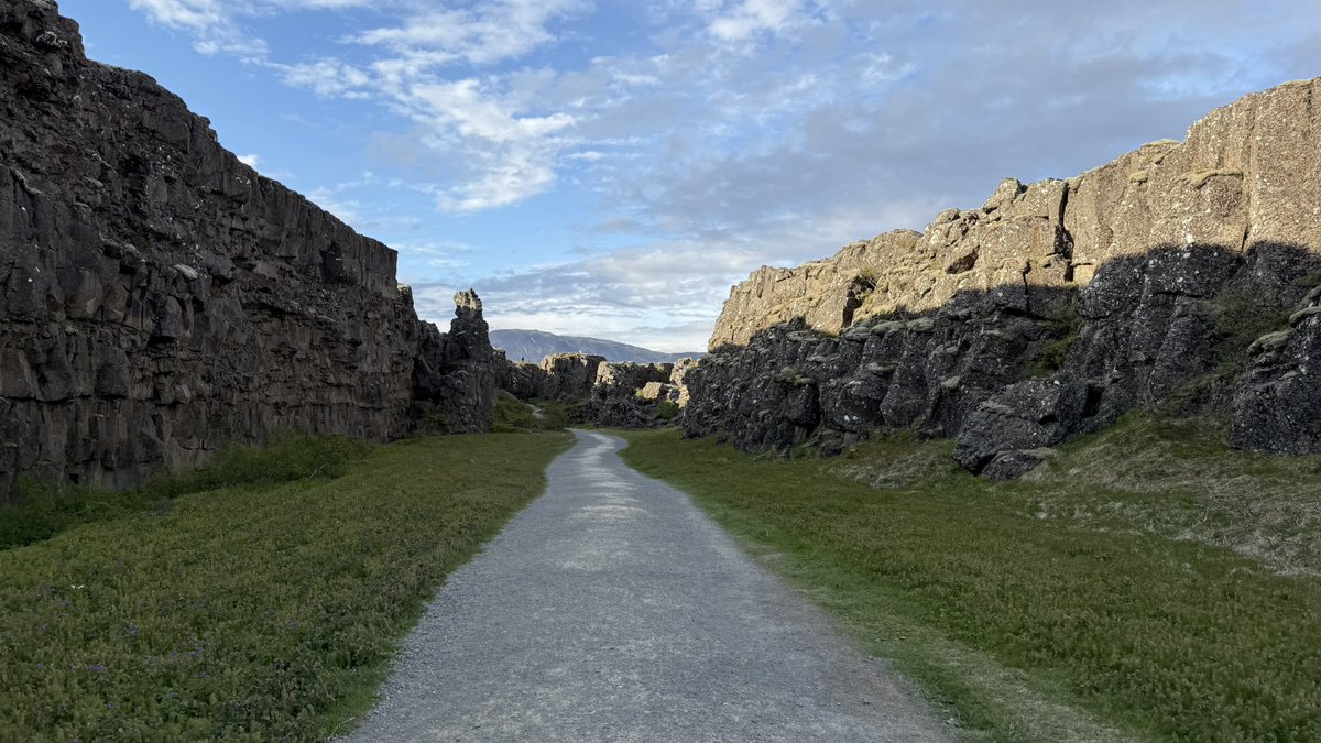 famesener's tweet photo. One great thing about attending @CVPR from #Europe is the chance to stop over in #Iceland 
Roaming this stunning island under the midnight sun, almost completely alone, is amazing ☺️ https://t.co/4sFvIOirWR