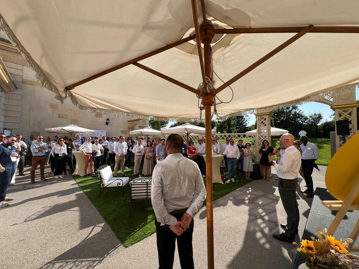 Le Puy-du-Fou, lieu iconique et magnifique histoire entrepreneuriale de l'ouest Français.

C’est ici que nous avons rassemblé les membres de notre Club Excellence et célébré, avec Marie Poussin, <a href="/ACaudoux/">Arnaud Caudoux</a> et toutes les équipes de la région, le dynamisme de nos 331 membres du