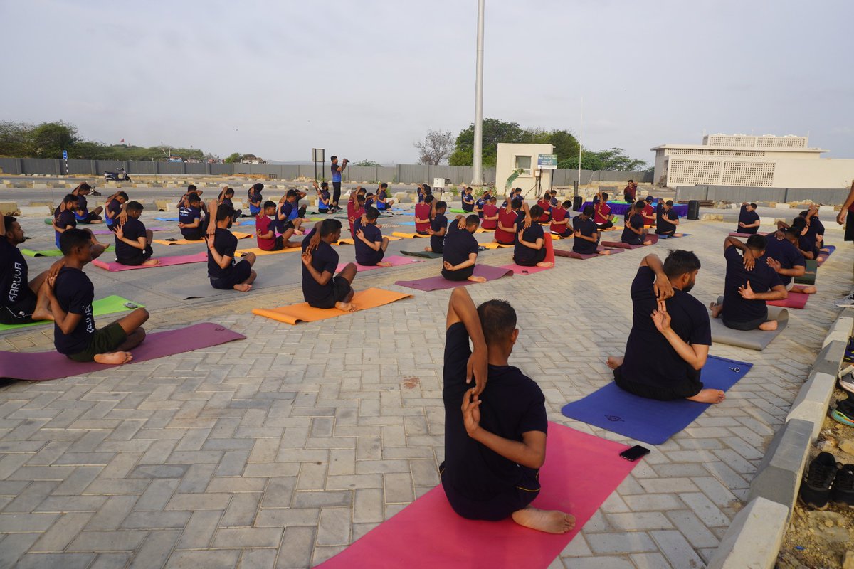 Gujarat Naval Area (@in_gdd) on Twitter photo Spreading the message of fitness🧘♀️,
Indian Naval Ships #INSKaruva, #INSKondul, #INFACT83 & #INFACT84 held a yoga session at Beyt Dwarka & Sudarshan Setu, reinforcing inner peace & discipline in the forces.
#IDY25
#IndianNavy
#IN_GDD
<a href="/IN_WNC/">Western Naval Command</a> Spreading the message of fitness🧘♀️,
Indian Naval Ships #INSKaruva, #INSKondul, #INFACT83 & #INFACT84 held a yoga session at Beyt Dwarka & Sudarshan Setu, reinforcing inner peace & discipline in the forces.
#IDY25
#IndianNavy
#IN_GDD
<a href="/IN_WNC/">Western Naval Command</a>