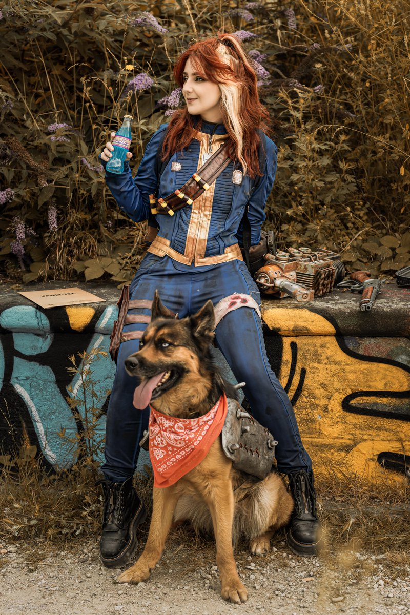 Esplorando la Zona Contaminata con un fedele compagno canino e una Quantum in mano! ☢️

👩🏻yuna_rox (IG)
🐶 starkthegermansheperd (IG)
📸 <a href="/amarhaak/">Amarhaak 📸</a>