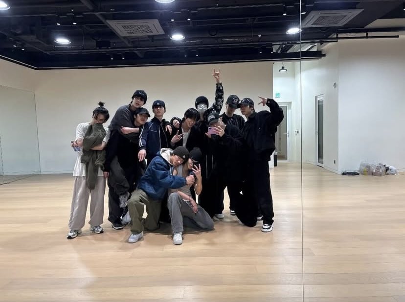 I will stay, I will be here. You don’t have to worry about that and it’s totally fine to lean on us too during your hard times, The Boyz.🫂