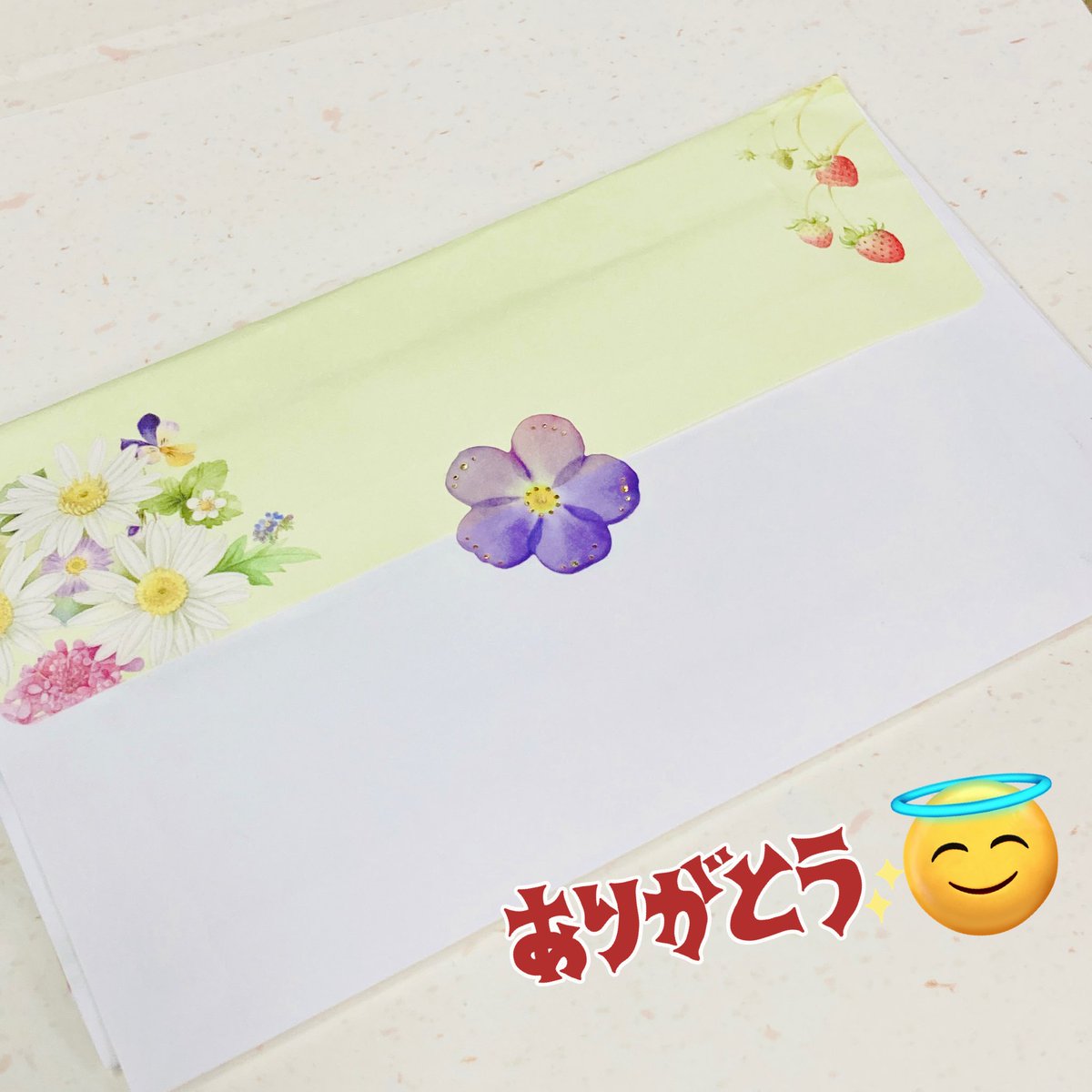 eichika122's tweet photo. 辻咲のファンブックが世に放たれて2ヶ月が過ぎていた…時の流れが早すぎる…
そして先月お手紙頂きました
ご報告が遅くなってしまってごめんなさい…無事届いております！ありがとうございます‼︎ https://t.co/xogGkXTSHR