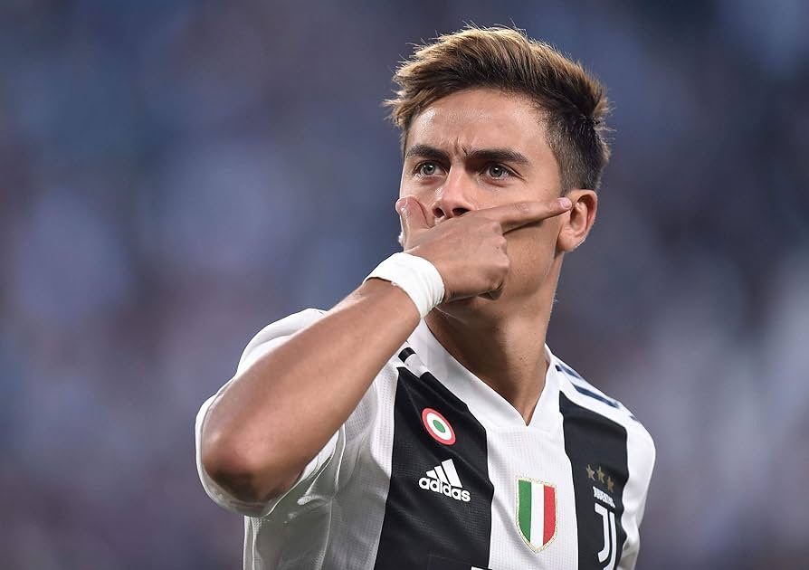 Luca Toselli (@toselluc) on Twitter photo Per ora non mi esprimo, voglio aspettare.
Ma ho ben chiaro in mente il mio pensiero riguardo al nome di Paulo Dybala fatto ieri da <a href="/MomblanOfficial/">Momblano Official</a>. Per ora non mi esprimo, voglio aspettare.
Ma ho ben chiaro in mente il mio pensiero riguardo al nome di Paulo Dybala fatto ieri da <a href="/MomblanOfficial/">Momblano Official</a>.