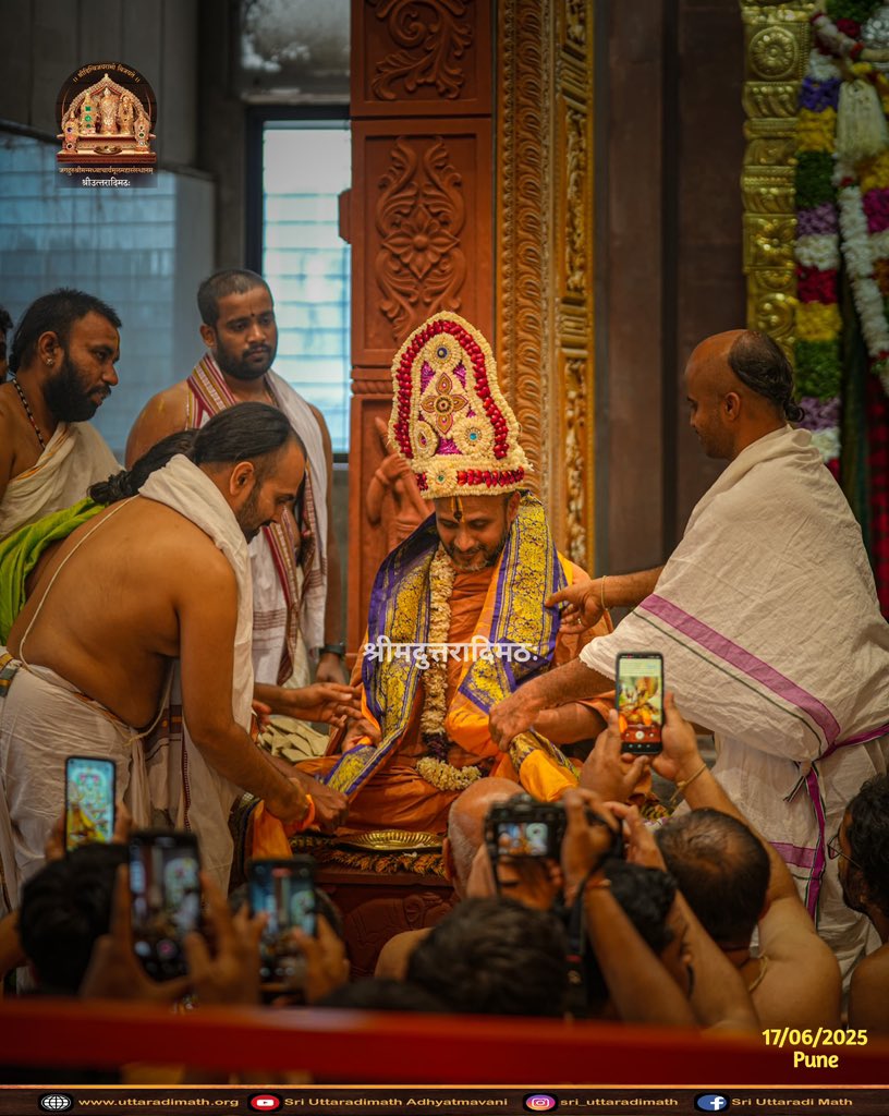 sriuttaradimath's tweet image. Glimpses from the Pune Digvijaya of Sri Sri 1008 Sri Satyatma Teertha’s visit Mahaswamigalu.
.
#Pune #SriUttaradiMatha #sriuttaradimath #uttaradimatha