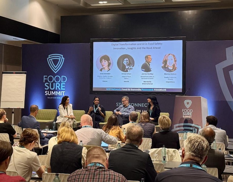 🥜 Mónica Molero representó a Importaco en el #FoodSureSummit en Madrid, donde compartió nuestra visión sobre transformación digital y #IA en seguridad alimentaria. Presentó el innovador Muro de Origen, un sistema que redefine cómo entendemos la #calidad en la industria.