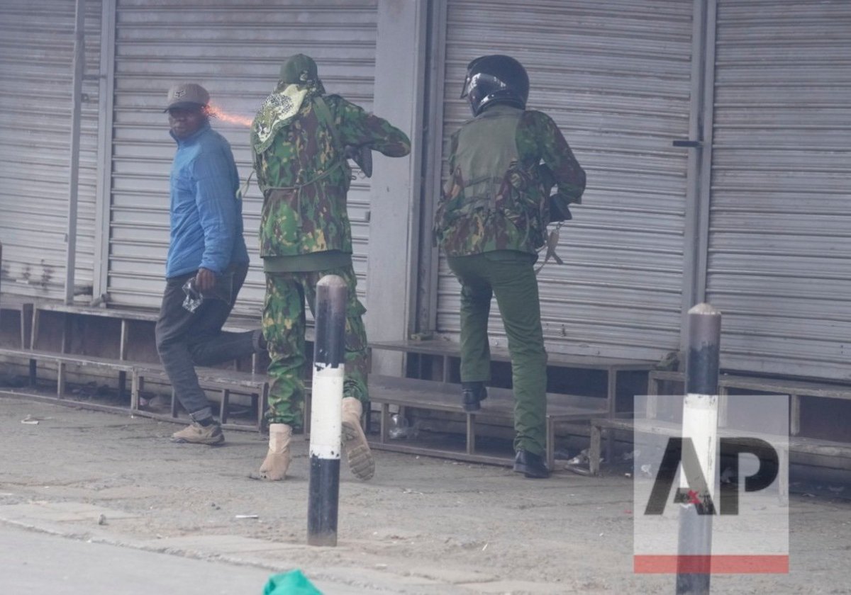 Kiptoo024's tweet photo. He was selling masks so that he could pay taxes to the Government of Kenya so the government could, in turn, pay its employees.
That mask 😷 vendor was, in fact, the employer of the police officer who shot him.
I wonder if that officer even understands that.
#StopGenocideInKenya https://t.co/iIJfDeMUUv