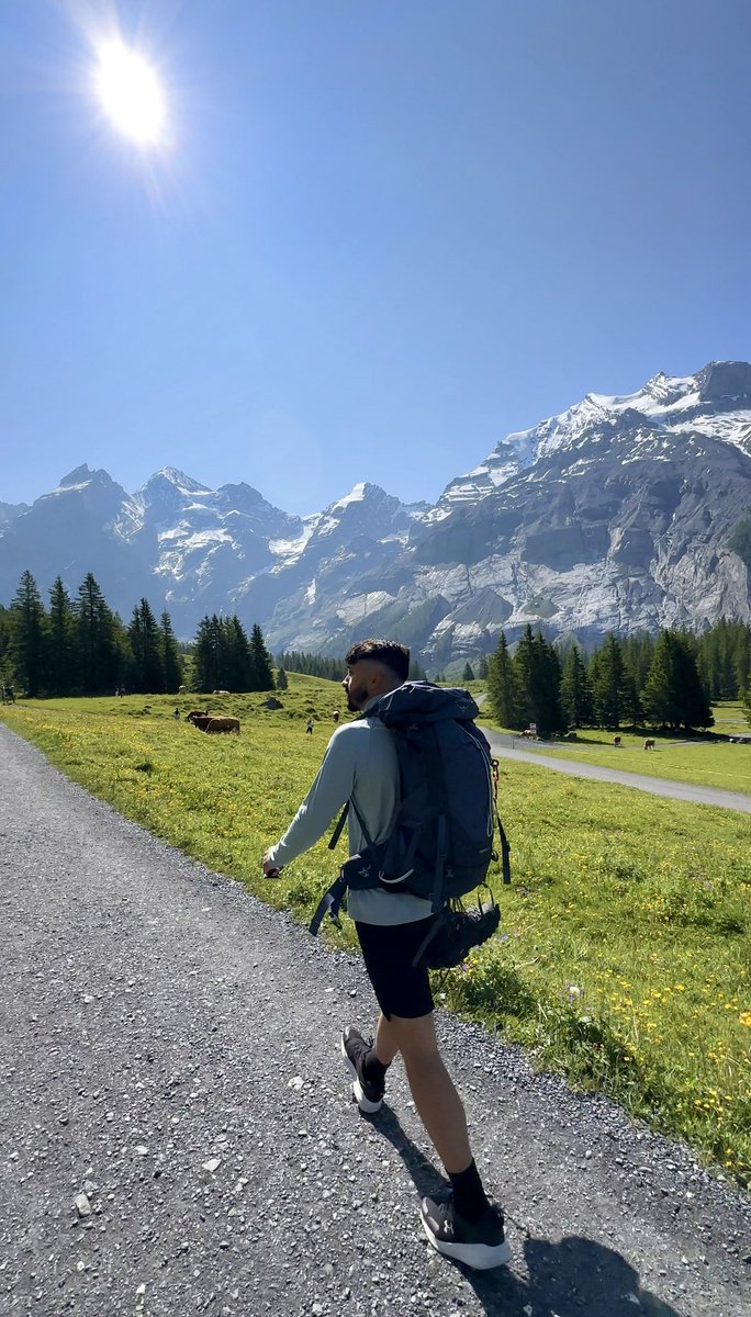 Gm 🇨🇭

• entenda a importância do bitcoin e finanças descentralizadas
• alimente-se bem
• exercite-se
• elimine o barulho excessivo
• fuja dos sugadores de energia
• trabalhar duro é importante, trabalhar inteligentemente é mais ainda
• não idolatre pessoas 

O que tá