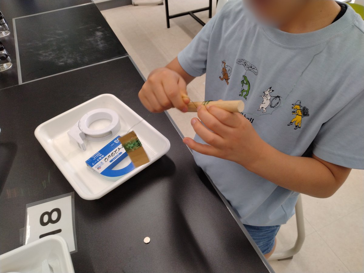 tscitech's tweet image. 6月14日に清水窪小学校にて、コップフォンの工作教室を行いました。
コップフォンは、コップと磁石とコイルを使って作るスピーカーの工作です。
工作を通して、スピーカーから音が出る仕組みを学ぶことができました。
参加してくださった皆様、ありがとうございました!