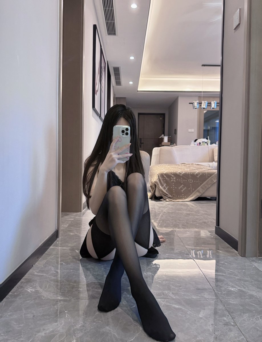 上次约的小哥说我比他老婆紧
#原味 #黑丝 https://t.co/Zgf1ld4Z4Y