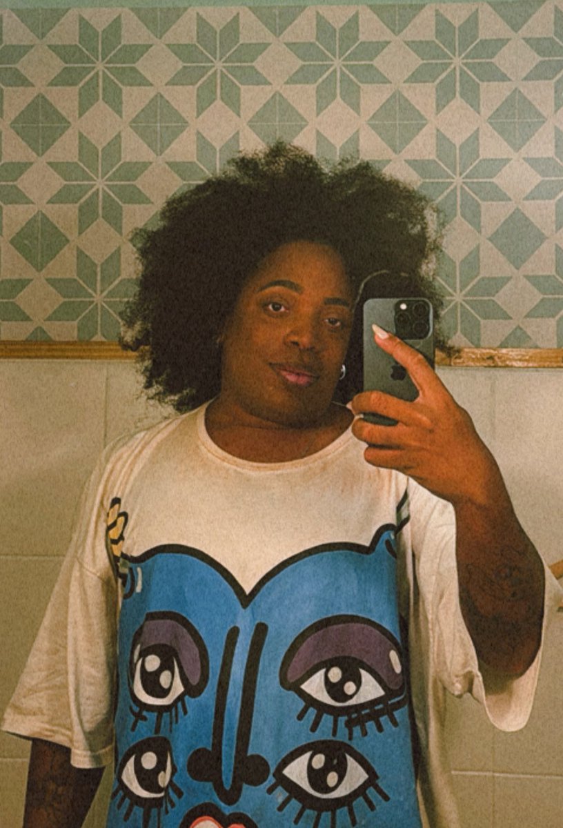 terminei de tirar as tranças agora