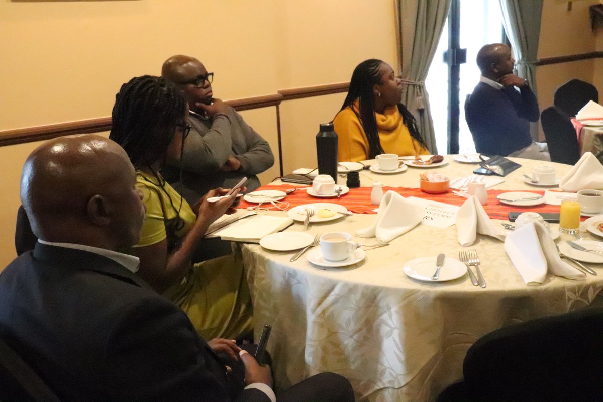 KenyaEditors's tweet photo. Happening Now: Data Privacy Immersion Session for Editors.
The forum will explore Kenya’s legal frameworks governing data privacy, data-sharing risks, and the role of security agencies and the media in data protection discourse. #DataPrivacyKE https://t.co/z3rJrz3XE9