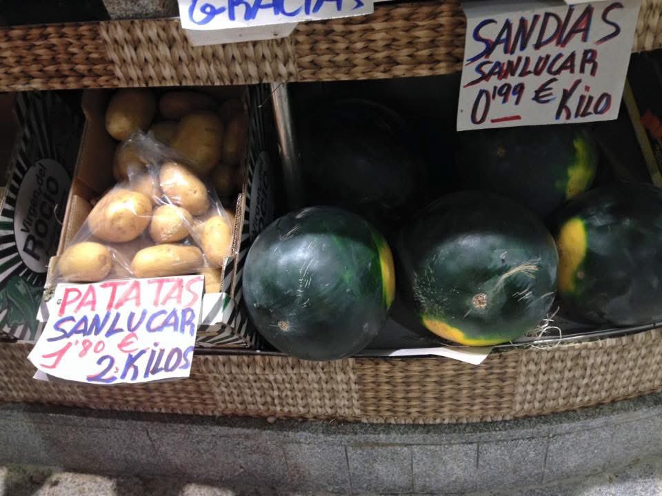 Besadmelamano's tweet photo. Esta foto la hice en la Plaza de la Encarnación hace 10 años.
Los precios, Mari, los precios. https://t.co/8oH8XhrLyy