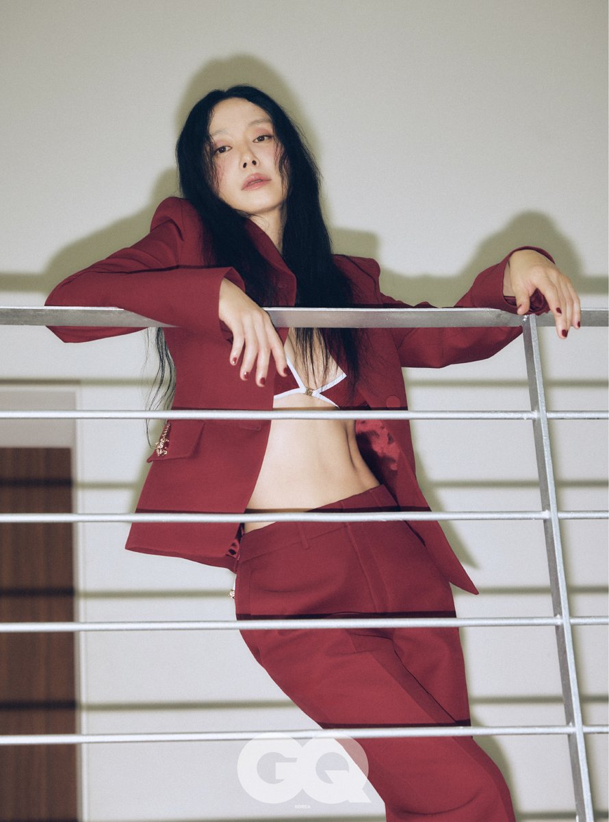 GQKOREA's tweet image. ๐๐ ๐๐๐๐๐ผ ๐
๐๐๐ ๐๐๐๐๐ ๐๐๐๐ ๐
๐๐๐ ๐ฟ๐ ๐๐๐๐
"๋๊ตฐ๊ฐ๊ฐ ์ ๋ฅผ ์๋กญ๊ฒ ๋ฐ๊ฒฌํด ์ฃผ๊ธฐ๋ฅผ ๋ฐ๋ผ์.โ ์ ์ ์๊ณ ์๋ ๊ฐ์ ๊ณผ ํ์ ์ด ๋ค์ ์ค๋ฉฐ๋๋ ์๊ฐ. ์ ๋์ฐ์ ์ฌ์ ํ ์๋ก์ด ๋ฐ๊ฒฌ์ ๊ฟ๊ฟ๋๋ค. #์ ๋์ฐ #JEONDOYEON
๐ gqkorea.co.kr/?ddw=147188