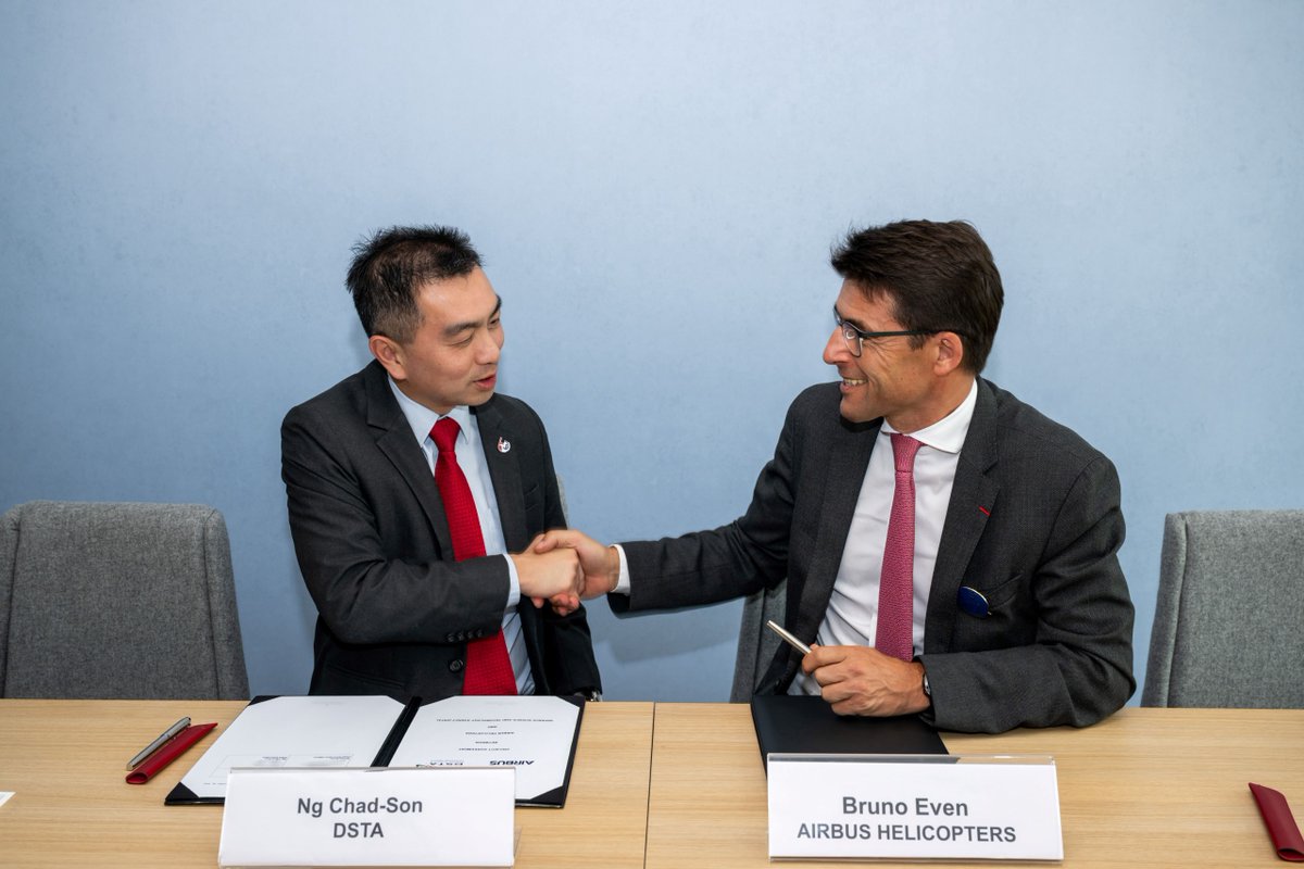 BrunoEven's tweet image. We're proud to be enhancing crewed-uncrewed teaming capabilities for the H225M & Flexrotor, in partnership with DTSA & @TheRSAF. This powerful synergy of pilots and advanced UAS unlocks game-changing operational flexibility. Thank you for your trust! 🇸🇬