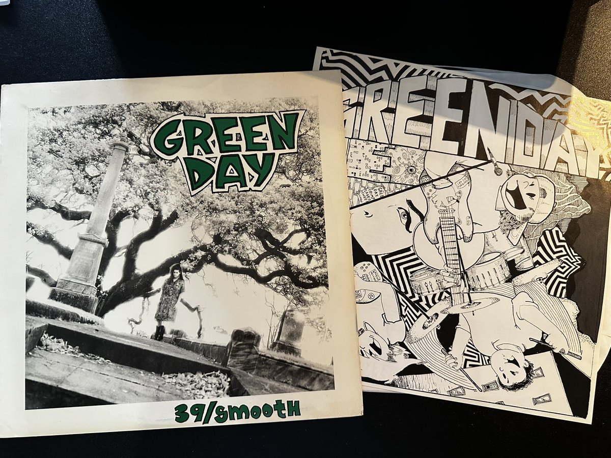 letxugas's tweet photo. Desayunos
Miércoles, 18 de junio
“Green Day - 39/Smooth” 1990
🎼🎶At The Library With Waba Sé Wasca🎼🎶
#shakeyourdiscogs #vinyl https://t.co/T0jMaJ1Ubv