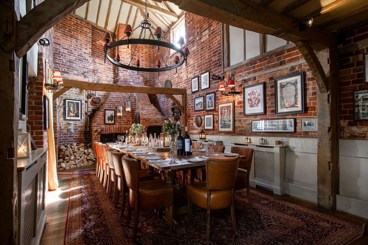 Looking for the perfect space to host your next celebration? 🎉 

Welcome to The Bakery – our cosy, elegant private dining room designed for unforgettable moments. Whether you’re planning a birthday bash, intimate wedding, engagement dinner, or a private party🍾