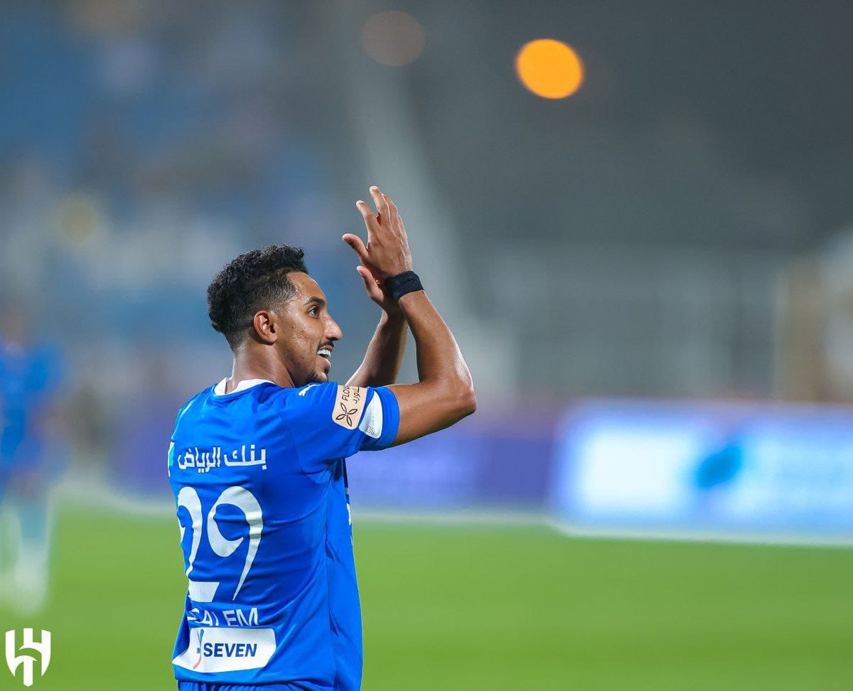 "أثق ان الهلال سيفعلها، ليس الفوز على ريال مدريد فقط، إنما رفع كأس العالم للأندية، البطولة العالمية #هلاليه"

#الهلال_ريال_مدريد
#الهلال