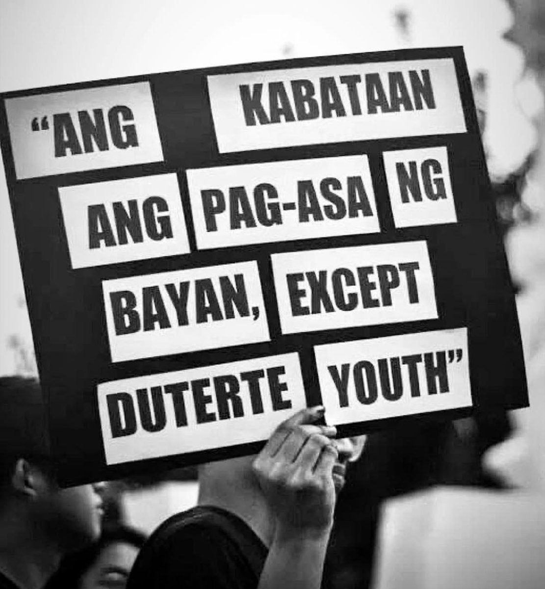 arcelo_ian's tweet image. ANG KABATAANG PILIPINO AY ANG TUNAY NA PAG-ASA NG BAYAN, EXCEPT DUTERTE YOUTH!

Credit to the owner of this photo.