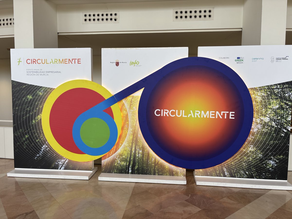 🌍 En #Circularmente, nuestro CEO Juan José Alonso destacó cómo las regulaciones ambientales son oportunidades para innovar y ganar competitividad.

Impulsamos la economía circular y la sostenibilidad en la Región de Murcia. ♻️🚀
<a href="/Hidrogea/">Hidrogea</a> 
#Sostenibilidad #EconomíaCircular
