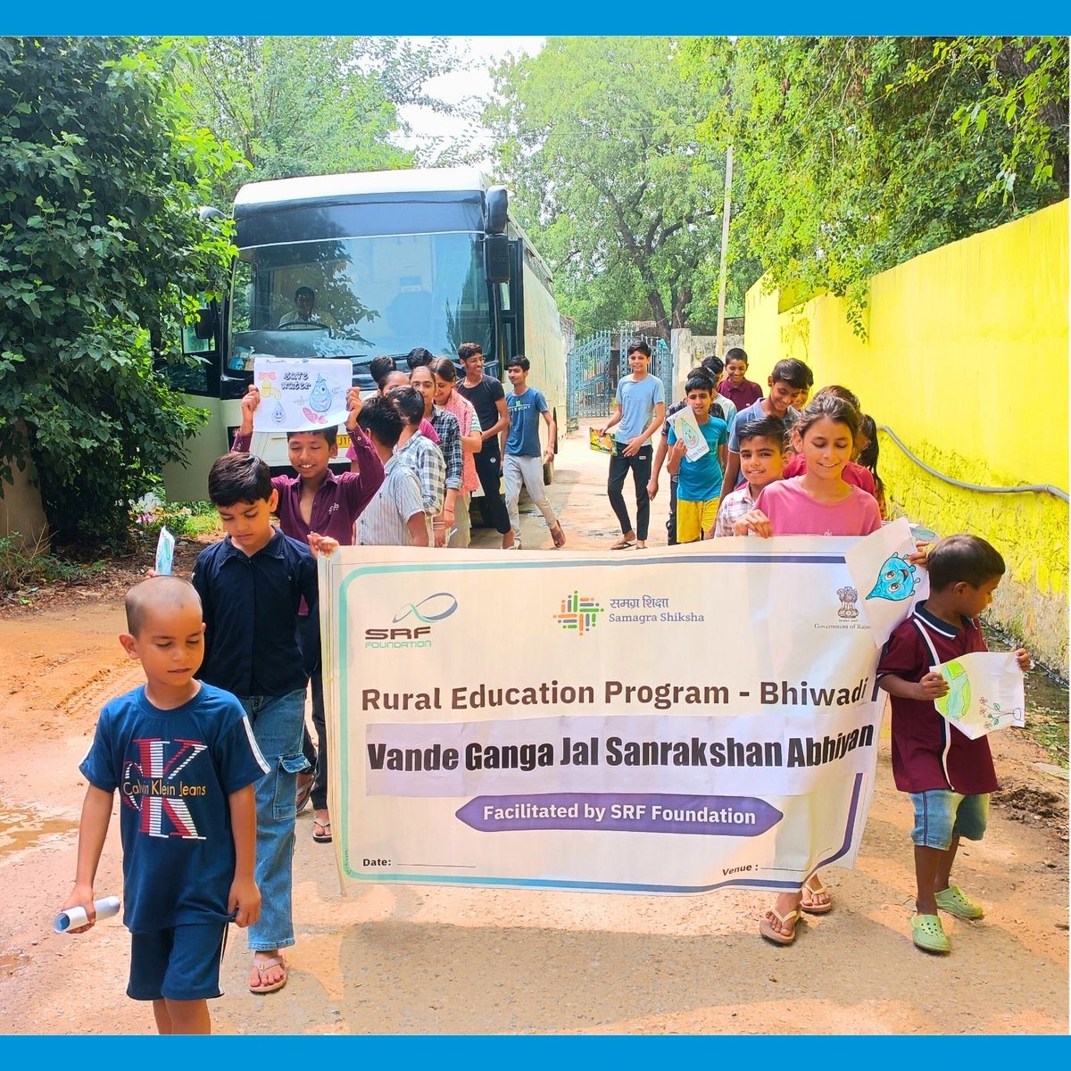 As part of the Rural Education Program &amp; HP WOW Bus, SRF Foundation organized a water conservation awareness session in Khanpur, Bhiwadi under Rajasthan’s Vande Ganga Jal Abhiyan. With rallies, paintings, and pledges, youth and villagers united for climate action.
#SRFFoundation