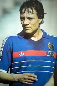 Repose en paix.  Condoléance à toute sa famille …… Courage