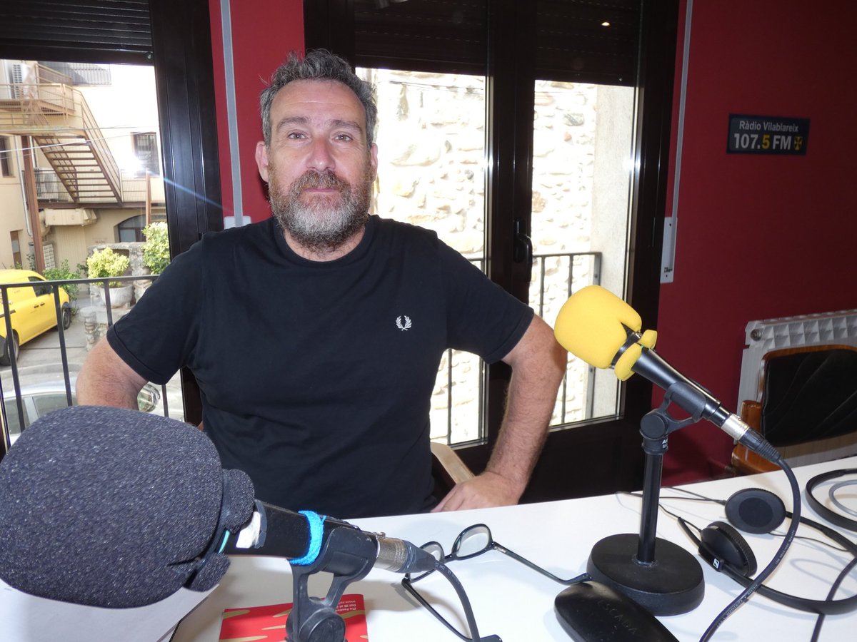 Ràdio Vilablareix, 107.5 FM 📻 (Girona) (@rvilablareix) on Twitter photo Bon dia! Avui, a les 12 h, entrevistem Francesc Viladiu, director artístic del <a href="/aphonicabny/">Festival (a)phònica</a> de Banyoles <a href="/altersinergies/">Alter Sinergies</a> 107.5 FM 📻 (Girona) Bon dia! Avui, a les 12 h, entrevistem Francesc Viladiu, director artístic del <a href="/aphonicabny/">Festival (a)phònica</a> de Banyoles <a href="/altersinergies/">Alter Sinergies</a> 107.5 FM 📻 (Girona)