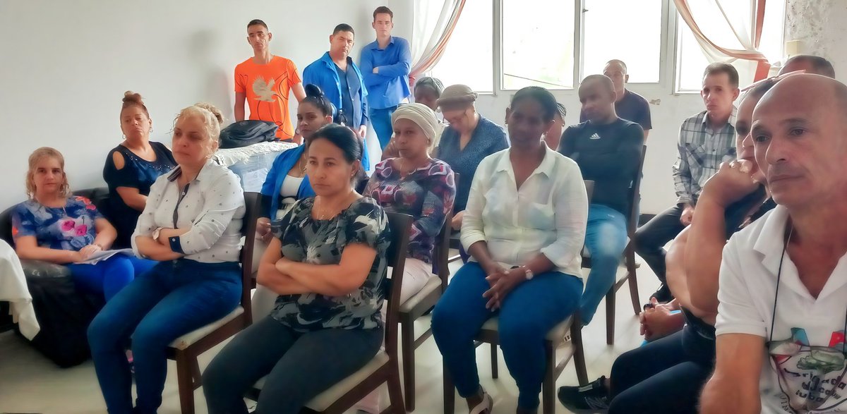 Brigada Educativa Cubana en Guinea Ecuatorial tweet media