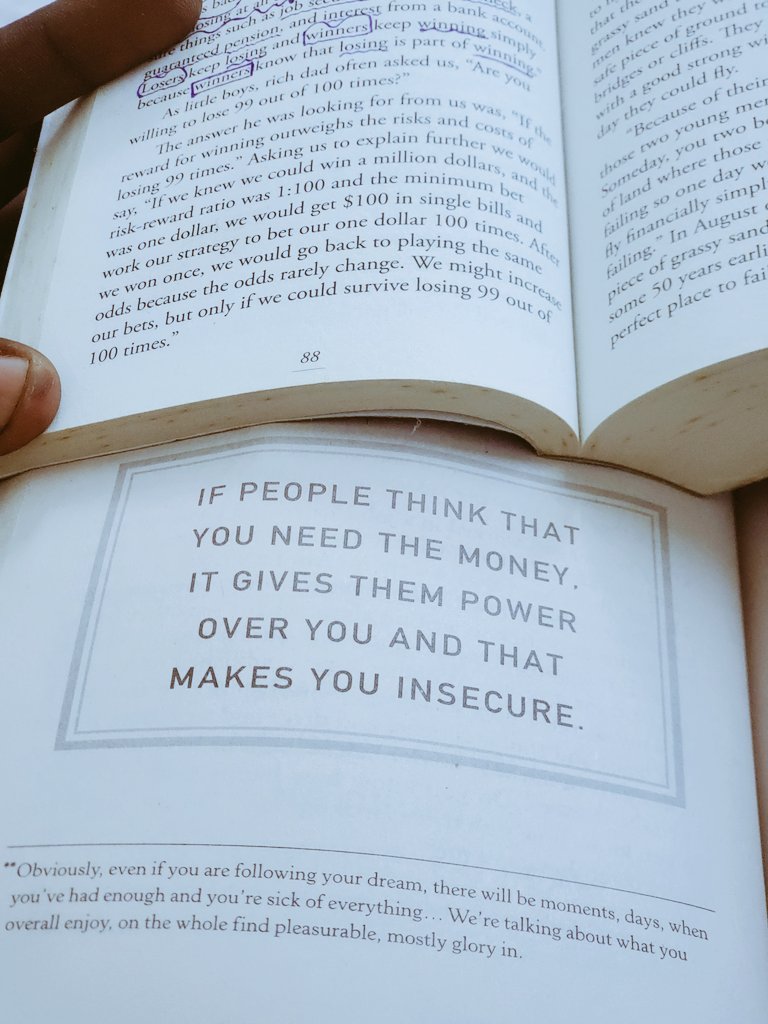 veenblessing's tweet photo. Watu wakijua una uhitaji sana wa hio pesa,

Watakutumia wewe pamoja na muda wako,

Maana hio automatically inakufanya unakua insecure mbele yao,

Never make money as your master but only a slave https://t.co/zXzTeOP7xl