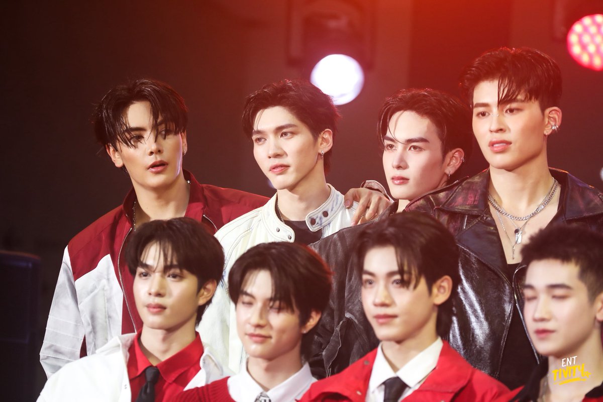 Entivity_'s tweet image. Safe Zone สี่หนุ่ม JASP.ER กับความฝันร่วมกันในเส้นทางการเป็นไอดอลที่ไม่ได้โรยด้วยกลีบกุหลาบ

JASPER X POCKY IDOL

#GMMTVPOCKYIDOL
#JasperxPockyIdol
#JASPER 
#JoongArchen #aou_tnbknr
#Santapp #ppnaravit