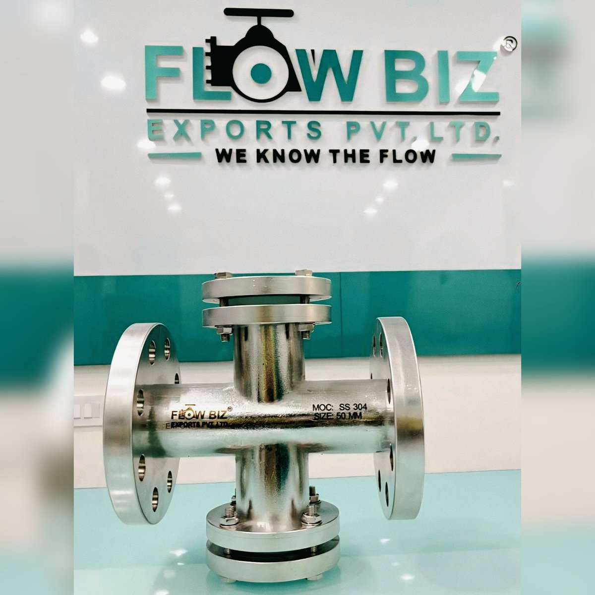 FlowBizExports's tweet photo. Double Window Sight Glass is a product that FlowBiz Export Pvt Ltd  manufactured to provide precise visual observation of fluid flow within a pipeline or tank.

#ValveIndustry #ValveManufacturing #PrecisionInEveryValve #Valves #GateValve #GlobeValve #BallValve #sightglass https://t.co/SAswicoj7h