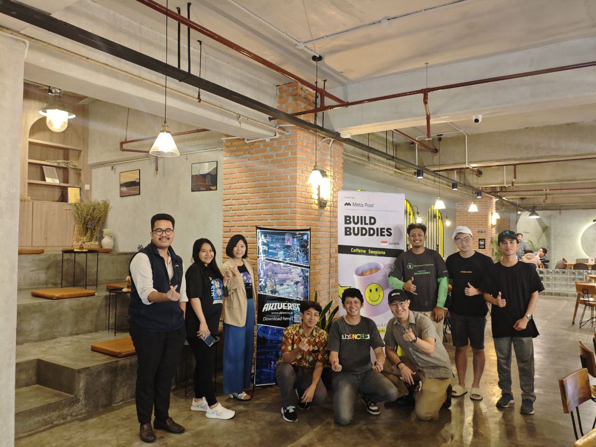 K14ontheTrack's tweet photo. Yes serrrrr, let's talk together Meta Poolers!
Join #workfromcoffee in #jakarta with us this Friday here👇:
https://t.co/y8W25odmms https://t.co/NfABs4htRA