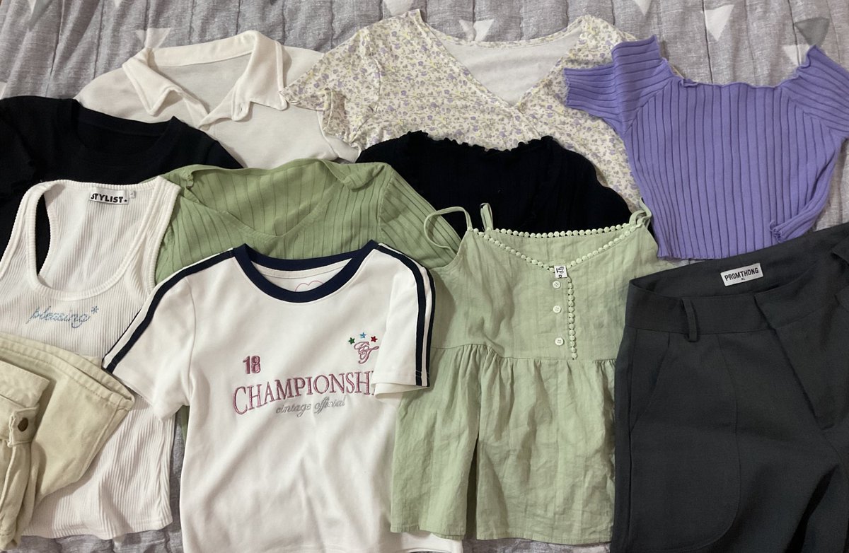 moojunkyuu's tweet photo. ส่งต่อเสื้อผ้ามือสองสภาพดีราคาถูกมาก
🚌ค่าส่ง1-3 ตัว40/เหมาส่ง50 
รี+ปักลด5บ
👚มีเยอะกว่าในรูปมากๆๆ
⏳ลงวันนี้ 18/05เวลา15:00
#ส่งต่อเสื้อผ้า #ส่งต่อเสื้อผ้ามือสอง #เสื้อผ้ามือสอง #โล้ะตู้เสื้อผ้า #เสื้อผ้ามือสอง #ส่งต่อcintage #ส่งต่อstylist 
#เสื้อผ้ามือสองสภาพดี #เสื้อผ้ามือ2 https://t.co/Uni9Gkn9Ko