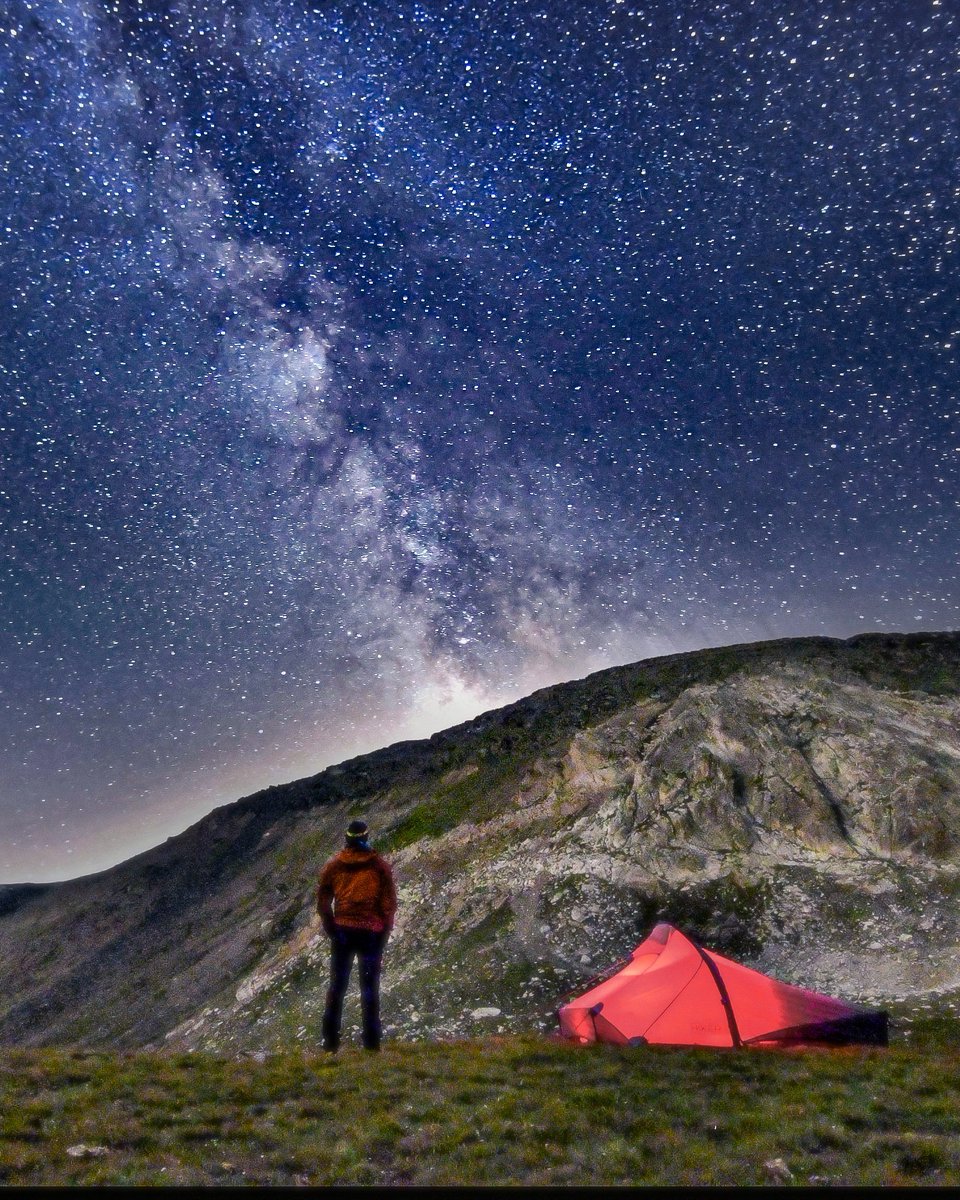 La salut mental s'està ressentint aquests últims mesos, se el que necessito i el que hauria de prioritzar, però la vida mai és tant senzilla i darrerament noto amb por que qualsevol pas en fals em pot fer caure en la depressió. Ser-ne conscient ajuda, però no està essent fàcil.