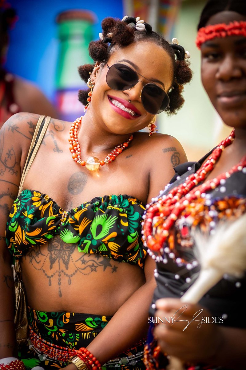 sunderock's tweet image. TRADITIONALLY.....
.
#LagosIgboHangout2