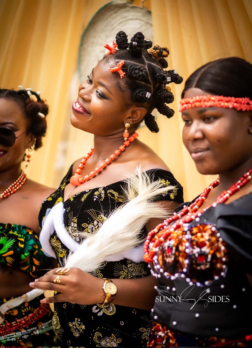 sunderock's tweet image. TRADITIONALLY.....
.
#LagosIgboHangout2
