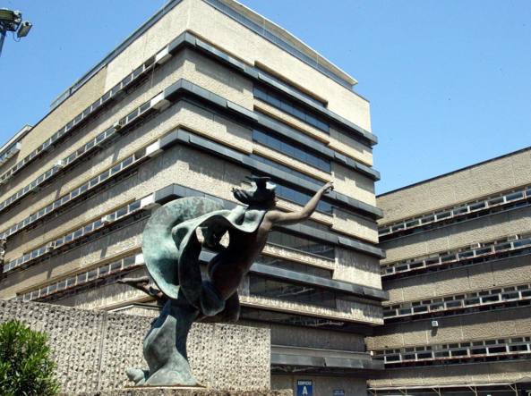 ⚠️🏛️ Venerdì 20 giugno 2025, alle ore 13:00, verrà eseguita la prova di evacuazione di personale amministrativo e di magistratura dell’Edificio A della sede di Piazzale Clodio