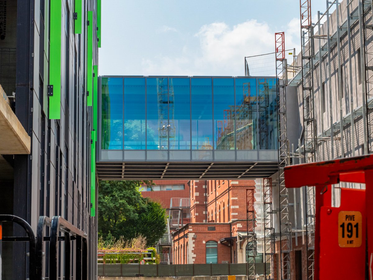 CastaldoSpa's tweet photo. Lavori di Riqualificazione dell’area “Ospedale Maggiore Policlinico, Mangiagalli e Regina Elena di Milano”
#castaldospa #steel #green #site #workinprogress #greatjob #welldone #greatteam #civilengineering #milano #duomo #fns #photography #photooftheday #drone https://t.co/4BADCmizrq