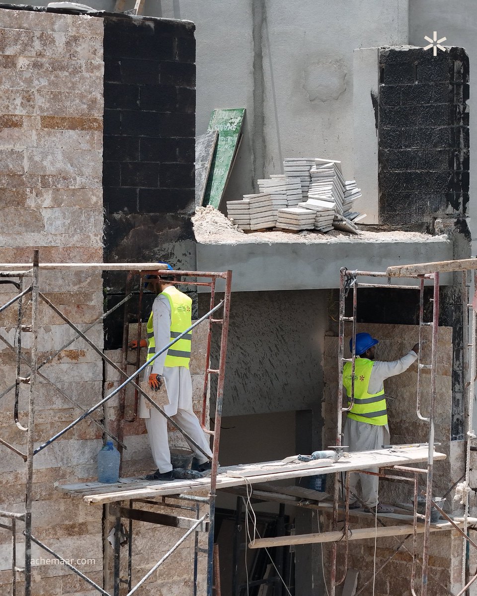 ACH_Emaar's tweet photo. كل لبنة نضعها اليوم، هي خطوة نحو غدٍ طموح نصنعه بإرادتنا وعزيمة فريقنا 🏗️ https://t.co/XgZZPXmBtJ