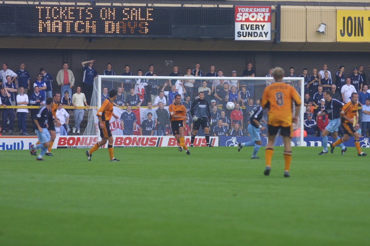 How about a lil' Boothferry Park scoreboard love? #hcafc