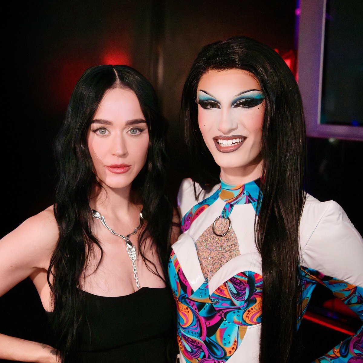 🦋 <a href="/katyperry/">KATY PERRY</a>