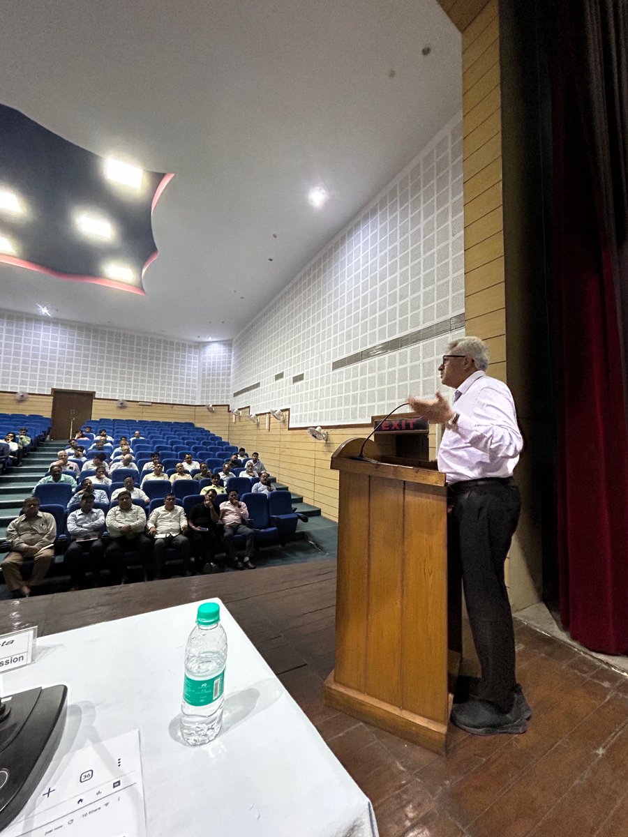 <a href="/drrbalu/">Dr R Balasubramaniam</a>, Member (HR), CBC, visited <a href="/upacademyup/">UPAAM</a>- state’s premier administrative training institute. He addressed officers on vision of #MissionKarmayogi &amp; its transformative potential.The visit reinforced UP’s commitment to future-ready civil services led by #SevaBhav &amp; purpose.