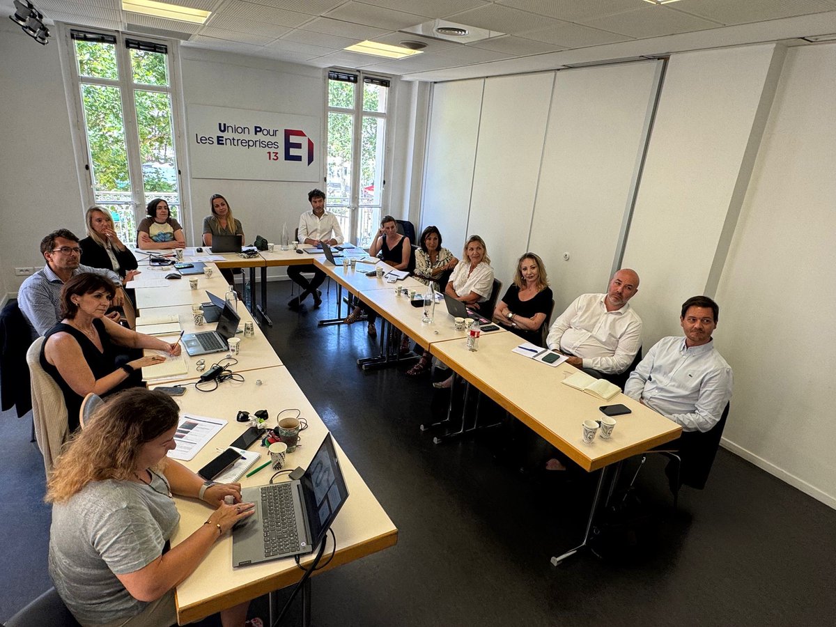 🎙️Deuxième et troisième journées d’audition pour les Prix Binôme DG/DRH : retour sur les 13 et 17 juin !

🚀Ne ratez pas notre soirée de remise des prix le 18 septembre à Mandelieu-la-Napoule en vous inscrivant dès à présent via ce formulaire 👉 : lnkd.in/eBdG9z2J