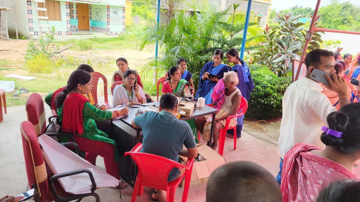 BIKAS BAHAN YATRA &amp; STALL ARRANGEMENT OF BIKAS BAHAN PROGRAMME AT AMBAJHARI G.P. UNDER BOUDH BLOCK ON DTD.18.06.2025

<a href="/CMO_Odisha/">CMO Odisha</a> @prdw_odisha <a href="/dmboudh/">Collector Boudh</a> @zpboudh <a href="/IPR_Odisha/">I & PR Department, Odisha</a> 
#BikashBahanYatra #OneYearOfMohanMajhi​ #BarshaEkUpalabdhiAnek #OneYearOfSushasan​ #LokankaSarkar #Odisha