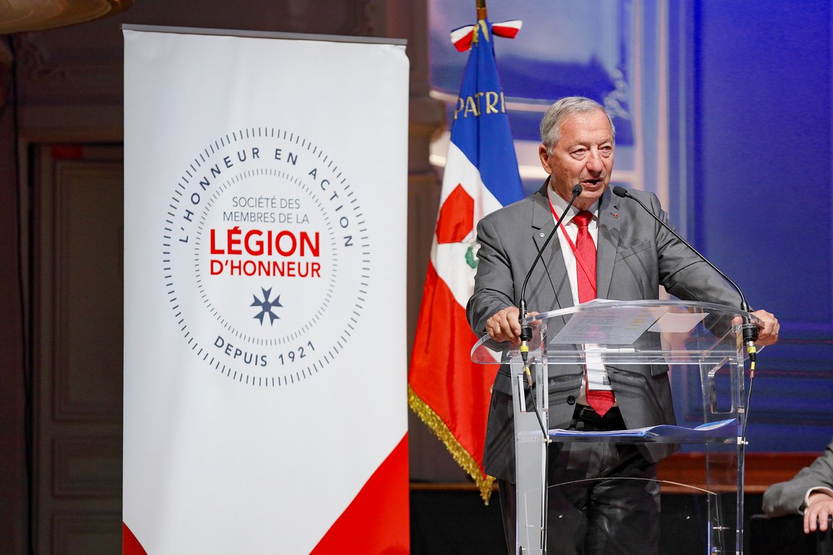 SmlhNational's tweet photo. Retour sur notre AG 2025 à la Salle Gaveau : un beau moment d’unité et d’engagement 🇫🇷 Bravo aux élus du CA et merci à tous pour votre présence 🙌 Ensemble, portons nos valeurs ! 🌟 #SMLH https://t.co/QBOTk054aN