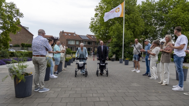GrootHellevoet tweet media