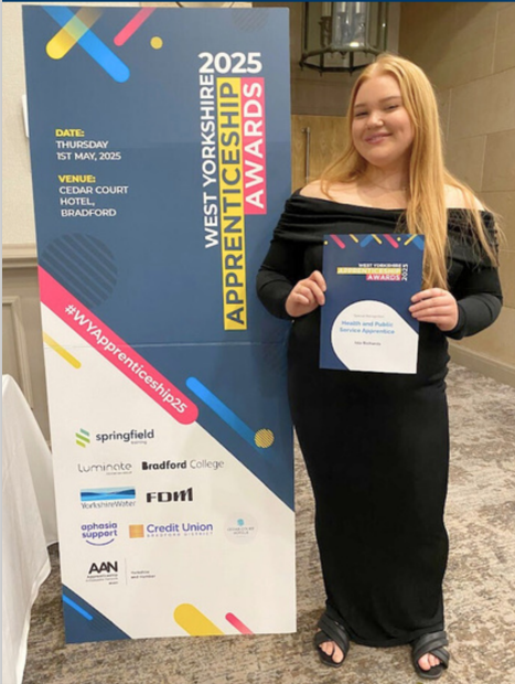 LTHPharmacy's tweet photo. Congratulations to Isla and Lily (Pharmacy Services Assistant Apprentices) for reaching the final stage at the recent #WYApprenticeshipAwards! 🏆

The individuals recognised at the event excel in their fields, setting new standards for their peers. Well done Isla and Lily!

#MMPS https://t.co/IL11CCxFvM
