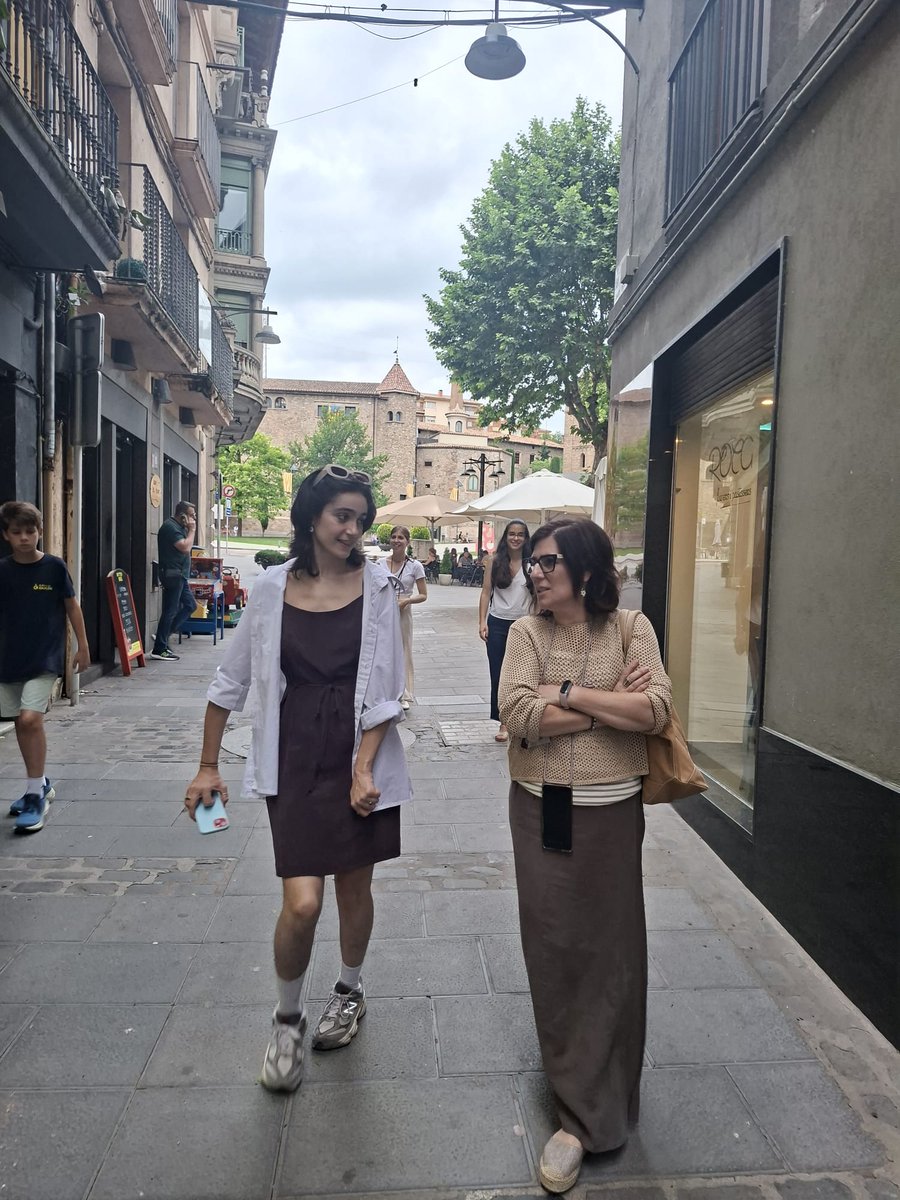 MuseuRipoll 🎗 (@museuripoll) on Twitter photo Ahir vam rebre la visita d’@inusu_al al <a href="/MuseuRipoll/">MuseuRipoll 🎗</a>!
Creadora de continguts i activista per l’accessibilitat, va participar al blog-trip de les Vies Verdes 🌿 en el marc de la jornada que es va celebrar ahir a Ripoll.
#TurismeAccessible #ViesVerdes <a href="/Aj_Ripoll/">Ajuntament de Ripoll</a> Ahir vam rebre la visita d’@inusu_al al <a href="/MuseuRipoll/">MuseuRipoll 🎗</a>!
Creadora de continguts i activista per l’accessibilitat, va participar al blog-trip de les Vies Verdes 🌿 en el marc de la jornada que es va celebrar ahir a Ripoll.
#TurismeAccessible #ViesVerdes <a href="/Aj_Ripoll/">Ajuntament de Ripoll</a>