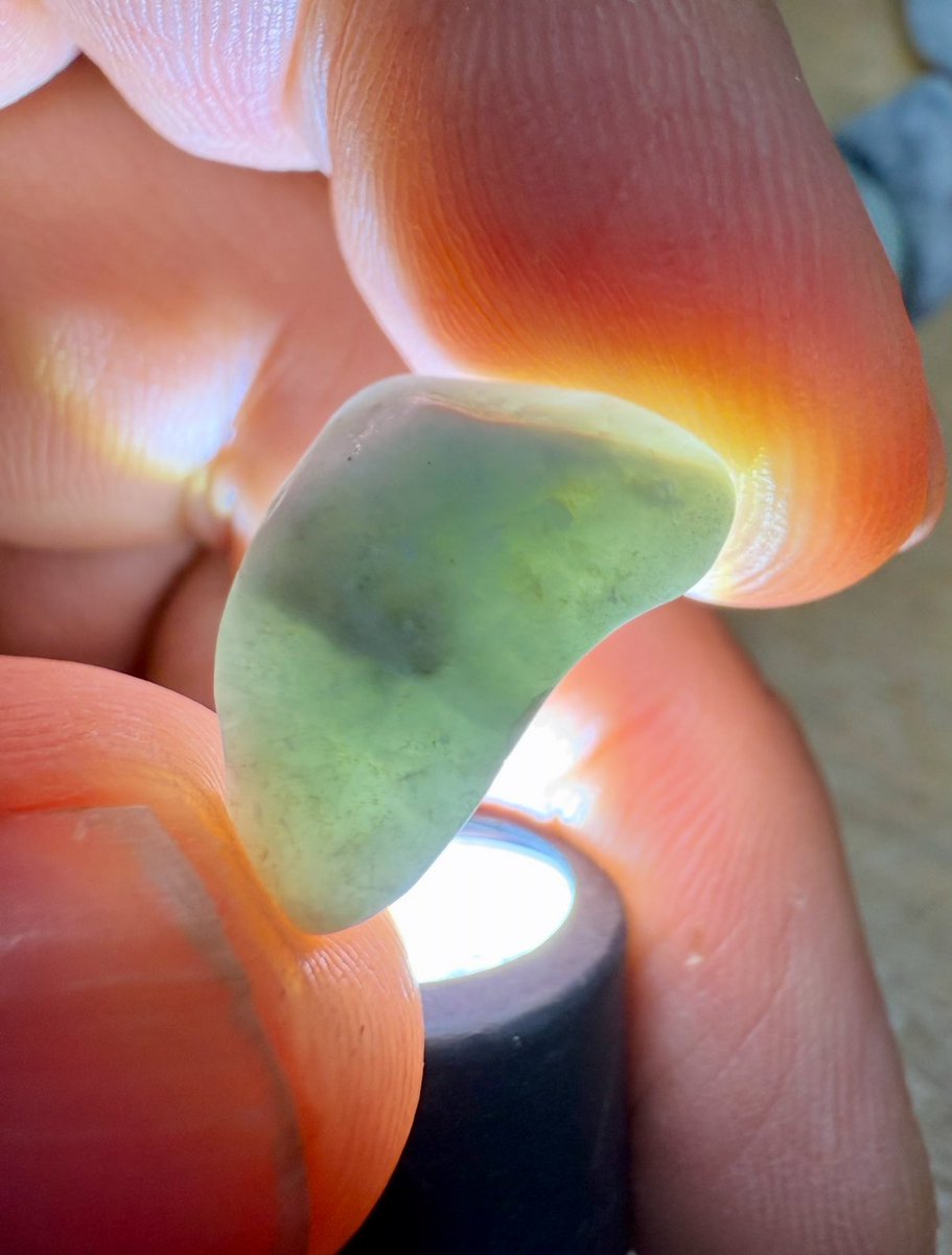 お客さんがゲット‼️ こちらの方は今回たくさん翡翠を拾われました